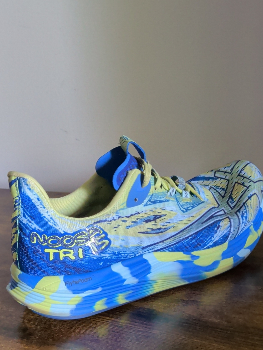 Asics Noosa TRI Blue & Yellow Men's Athletic Shoe